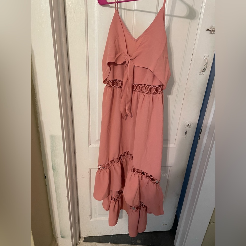 Dusty pink maternity dress